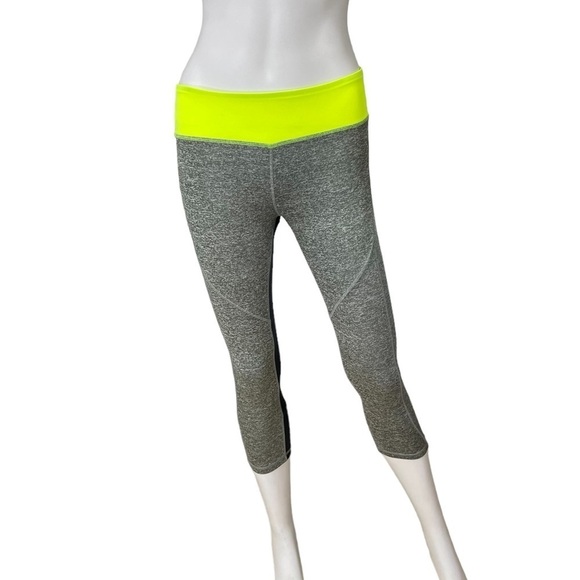 Athletic Gray Yellow Capri Yoga Run Gym Leggings
New - Picture 2 of 6